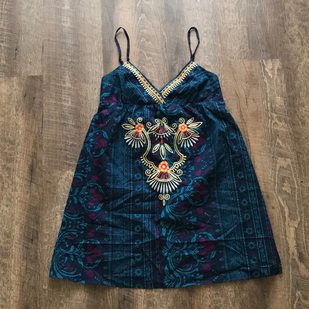 Forever 21 embroidered short beach dress